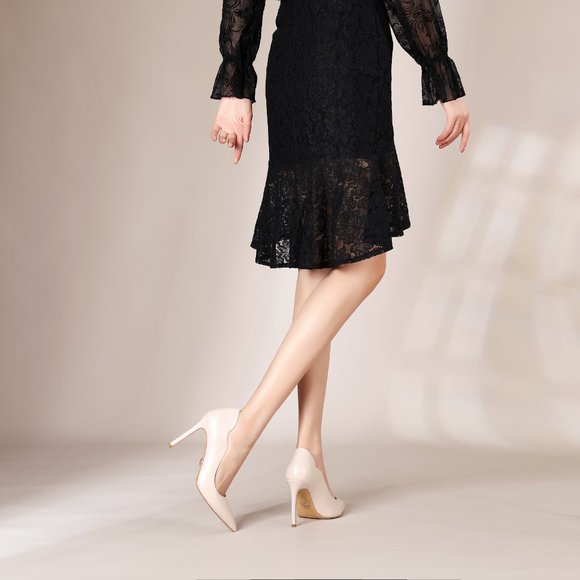 Petit Cadeau Lavinia - Sexy Slip on Pumps with 4" Heels. Cream Leather. NEW! - Picture 6 of 7